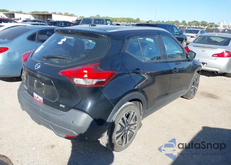 2020 Nissan Kicks Sv Xtronic Cvt z USA, uszkodzony, nr VIN 3N1CP5CV6LL505323